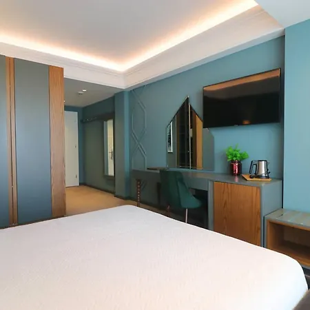 Hotel Porta Kavalja Golem (Tirana)