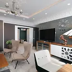 Porta Kavalja Hotel 4*