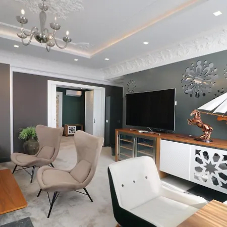 Porta Kavalja Hotel 4*