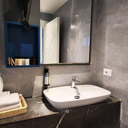 Hotel Porta Kavalja 4*
